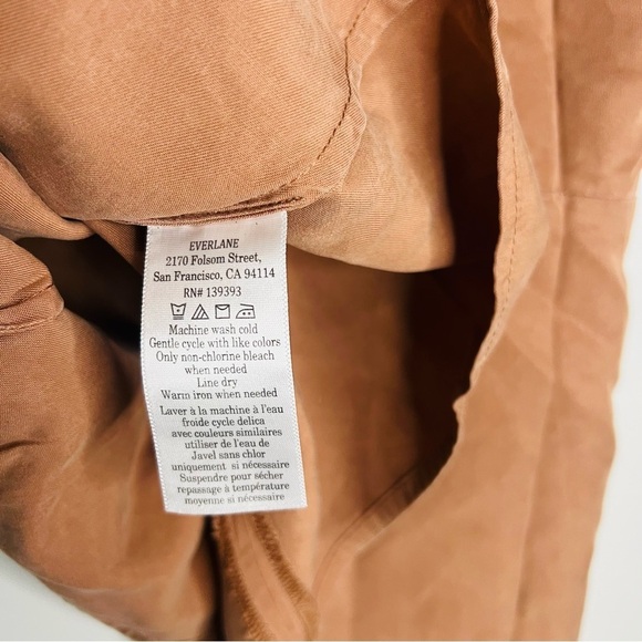 NWT EVERLANE The Drape Top in Butterlite Carob Brown size 8 - Picture 5 of 7